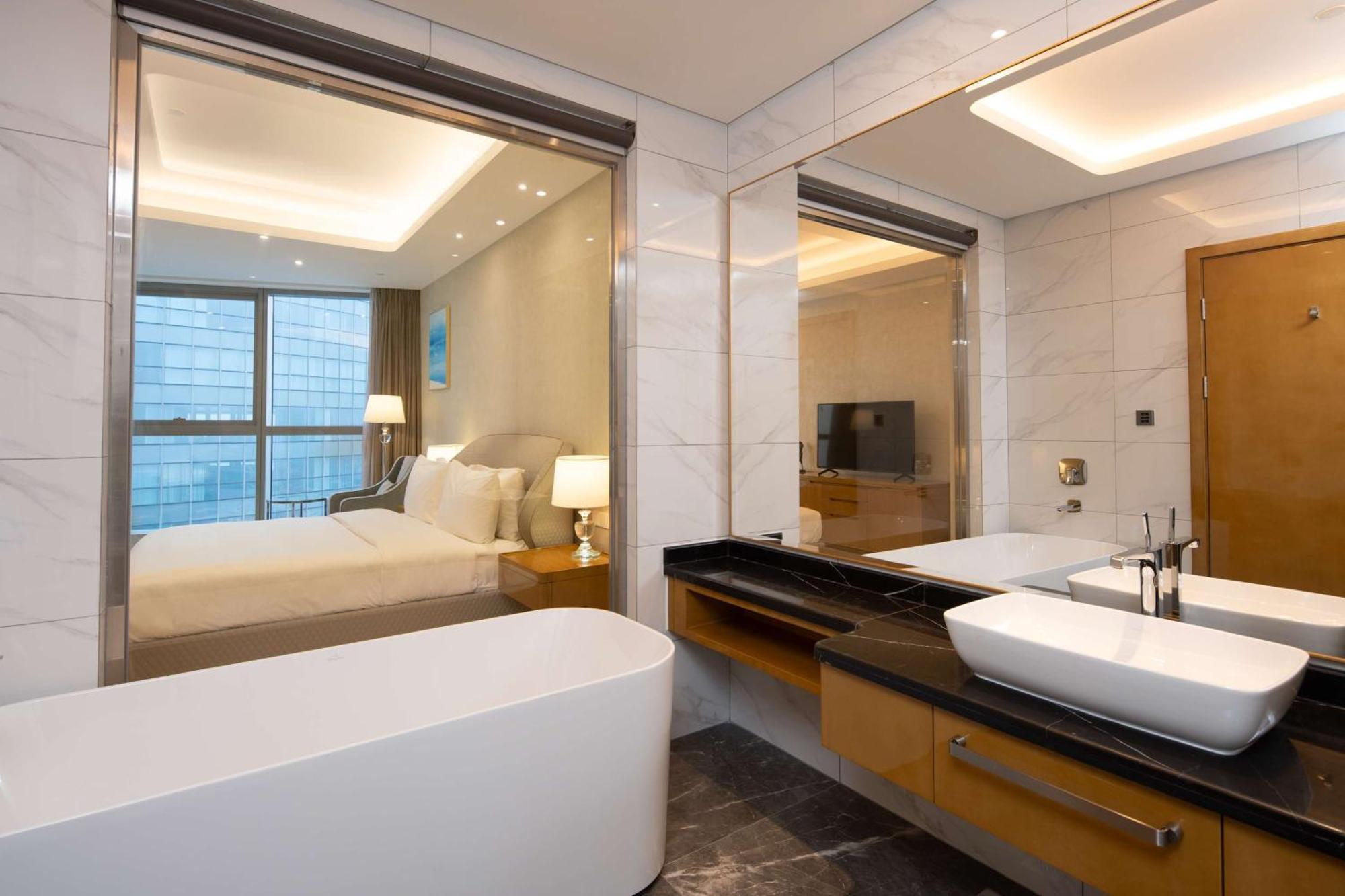 Hilton Brazzaville Les Tours Jumelles Hotel & Residences 외부 사진
