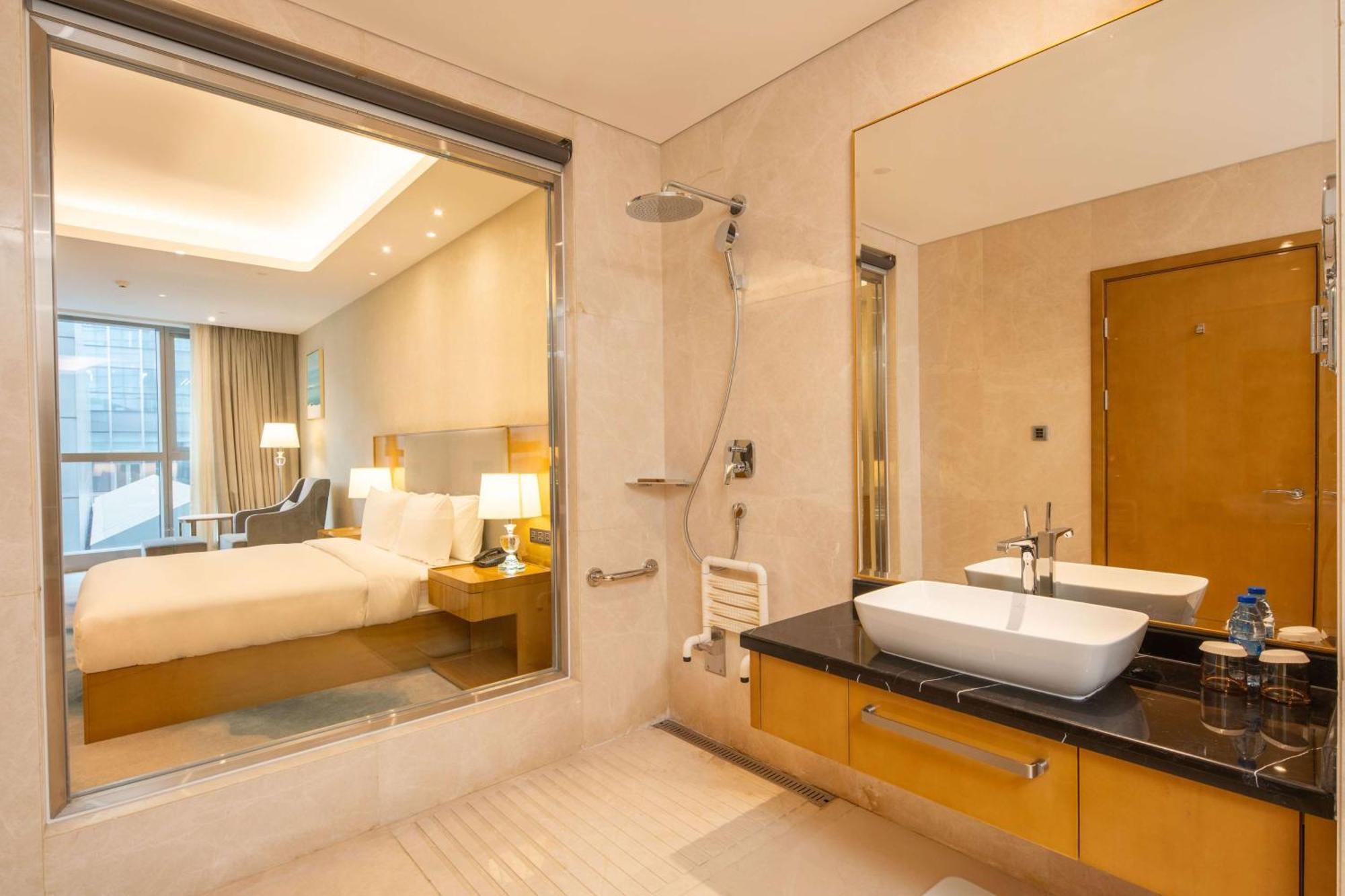 Hilton Brazzaville Les Tours Jumelles Hotel & Residences 외부 사진
